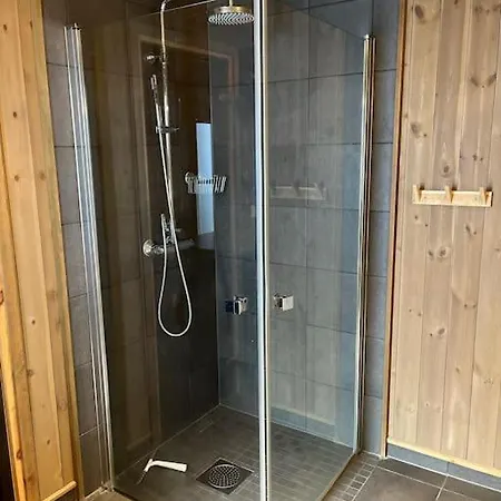 Hovdetunet 77-gaustablikk بيت للعطل